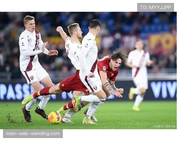 科莫客场5比1大胜都灵豪取联赛连续十场不败战绩