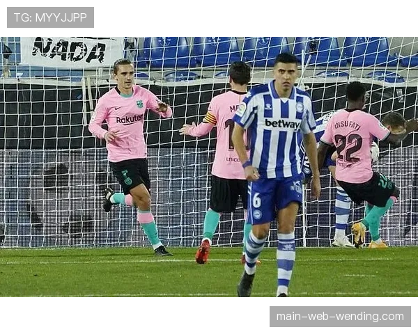 卡利亚里土耳其新星克勒奇索伊担纲锋线，四球成队内最佳射手