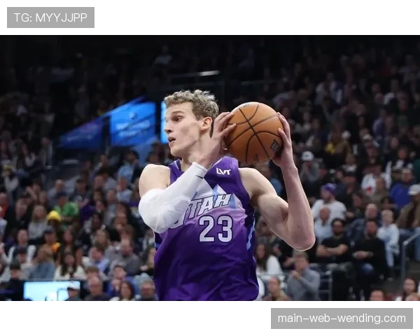 爵士主场46分狂胜灰熊收官 马尔卡宁高效30分展现全明星价值